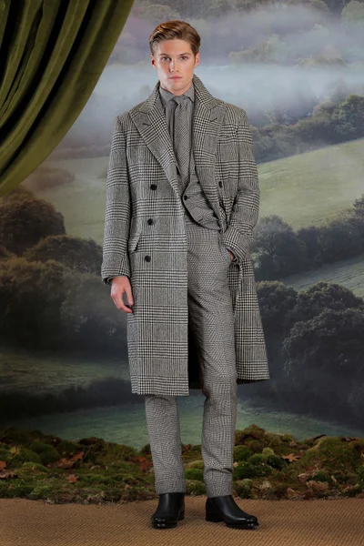 Look 31